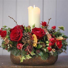 Load image into Gallery viewer, Table Decorations( Payment on collection (£10.00 Deposit required ))
